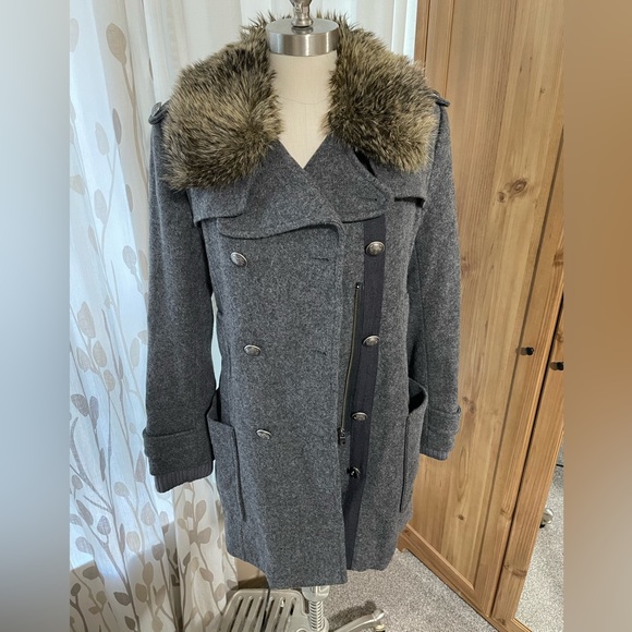 Community at Aritzia Wool Coat - Picture 2 of 10